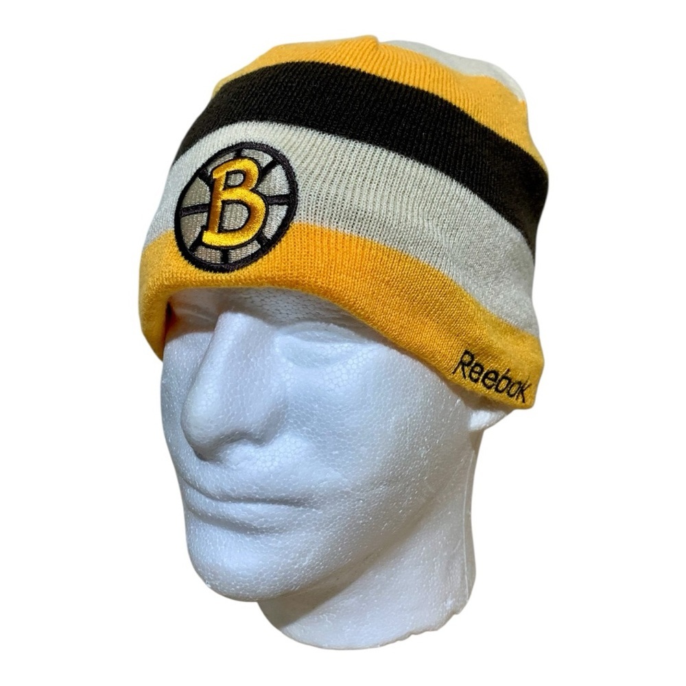 Reebok NHL 2010 Winter Classic Boston Bruins Beanie Reversable
